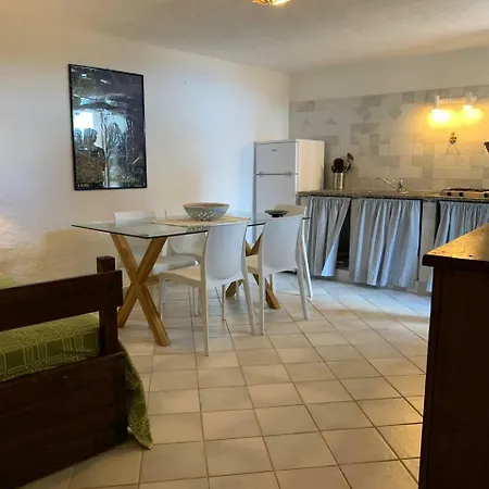 Apartament 6 Bed In Baja Sardinia