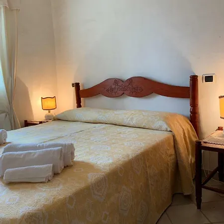 6 Bed In