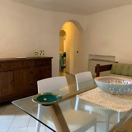 6 Bed In
